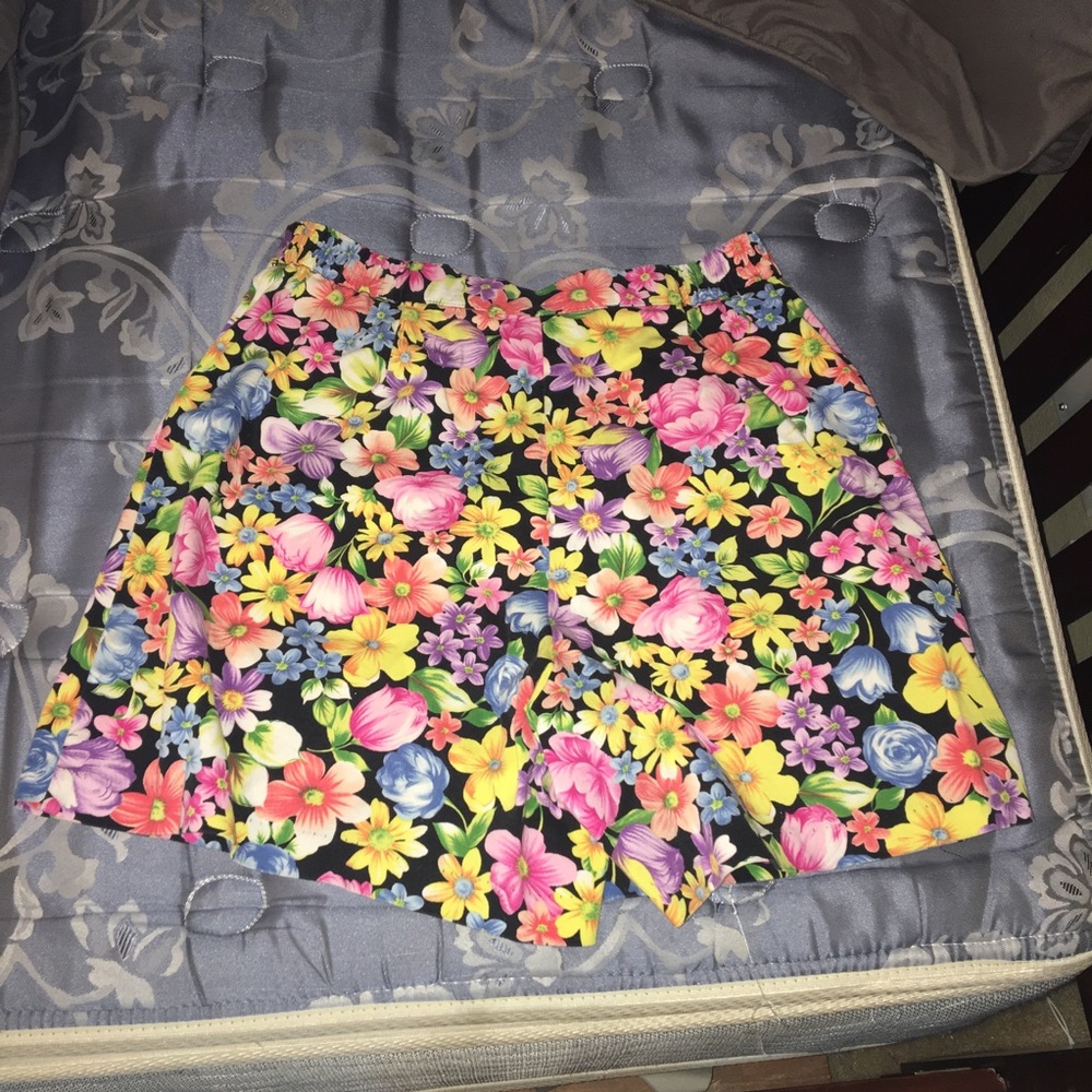 BEAUTIFUL SKORT - Picture 4 of 4